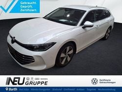 Oryxweiss Gebraucht 2024 VW Passat Elegance Kombi | 33.979 € (Superpreis)