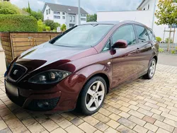 Rot Gebraucht 2009 Seat Altea XL Van / Kleinbus | 3.700 € (Etwas zu teuer)