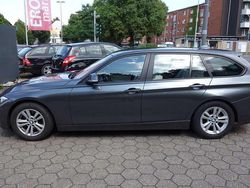 Grau Gebraucht 2017 BMW 320 Sport Line Kombi | 11.999 € (Superpreis)
