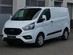 Frostweiss Gebraucht 2023 Ford Transit Custom Trend Van | 23.788 €