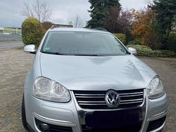 Grau Gebraucht 2008 VW Golf V Sportline Kombi | 2.250 € (Fairer Preis)