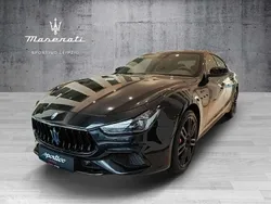 Schwarz Gebraucht 2023 Maserati Ghibli Coupé | 109.111 €