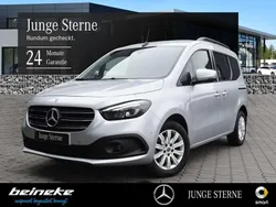 Silber Gebraucht 2023 Mercedes 180 Progressive Limousine | 29.990 € (Fairer Preis)