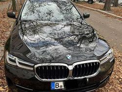 Schwarz Gebraucht 2022 BMW 520 Limousine | 41.000 € (Etwas zu teuer)
