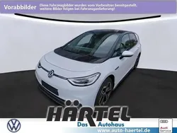 Gletscherweiss (white), metallic Gebraucht 2022 VW ID.3 Pro Kleinwagen | 22.900 € (Fairer Preis)