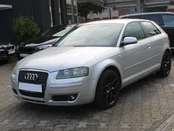 Silber Gebraucht 2005 Audi A3 Ambition Coupé | 2.990 € (Fairer Preis)