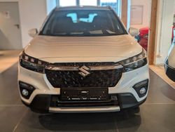 Silber Gebraucht 2024 Suzuki SX4 S-Cross Comfort SUV | 31.990 € (Teuer)