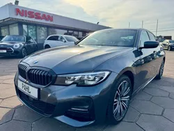 Grau Gebraucht 2020 BMW 330e M Sport Limousine | 28.990 € (Fairer Preis)