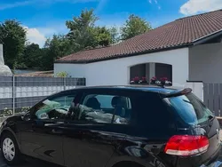 Schwarz Gebraucht 2011 VW Golf VI Limousine | 4.600 € (Fairer Preis)