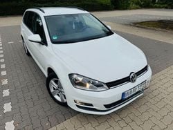 Weiß Gebraucht 2014 VW Golf VII Cup Kombi | 7.399 € (Etwas zu teuer)