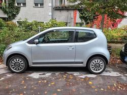 Silber Gebraucht 2015 VW up! CLUB Kleinwagen | 4.500 € (Guter Preis)