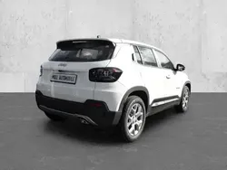 Weiss Gebraucht 2024 Jeep Avenger Altitude SUV | 22.275 € (Teuer)