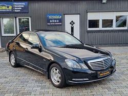 Schwarz Gebraucht 2011 Mercedes E200 Limousine | 10.999 € (Fairer Preis)