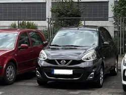 Violett Gebraucht 2015 Nissan Micra Acenta Kleinwagen | 4.400 € (Guter Preis)