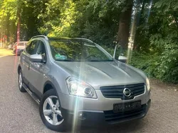 Grau Gebraucht 2009 Nissan Qashqai +2 SUV | 8.300 € (Fairer Preis)