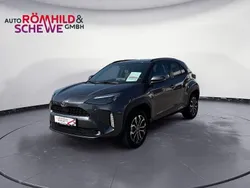 Grau Neu 2025 Toyota Yaris Cross SUV | 30.790 € (Fairer Preis)