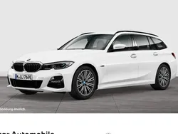 Weiß Gebraucht 2022 BMW 320 M Sport Kombi | 32.970 € (Guter Preis)