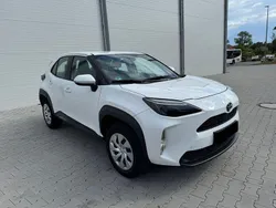 Weiß Gebraucht 2023 Toyota Yaris Cross Business Edition SUV | 16.700 € (Superpreis)