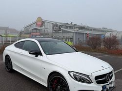 Weiß Gebraucht 2017 Mercedes C400 AMG line Coupé | 28.800 € (Fairer Preis)