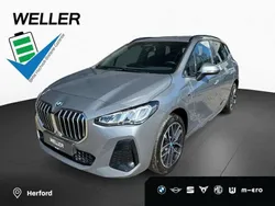 Skyscraper grau (grau) Gebraucht 2023 BMW 225 Active Tourer Performance Van / Kleinbus | 30.390 € (Fairer Preis)