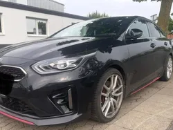 Schwarz Gebraucht 2020 Kia ProCeed GT 2 Kleinwagen | 23.300 € (Fairer Preis)