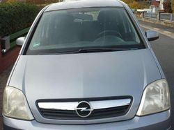 Silber Gebraucht 2007 Opel Meriva Edition Van / Kleinbus | 2.150 € (Fairer Preis)