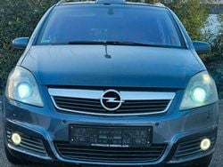 Blau Gebraucht 2007 Opel Zafira Sport Van / Kleinbus | 3.000 € (Fairer Preis)