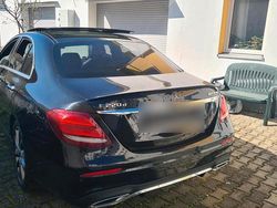 Schwarz Gebraucht 2016 Mercedes 190 AMG line Limousine | 28.100 €