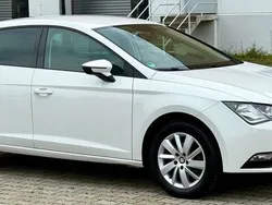 Weiß Gebraucht 2016 Seat Leon Limousine | 8.888 € (Guter Preis)