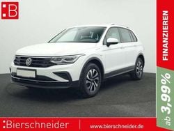 Pure white Gebraucht 2022 VW Tiguan Active SUV | 33.750 € (Teuer)