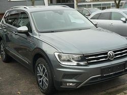 Grau Gebraucht 2018 VW Tiguan Allspace Comfortline SUV | 23.950 € (Fairer Preis)