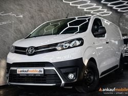 Weiß Gebraucht 2022 Toyota Proace Van / Kleinbus | 16.800 € (Superpreis)