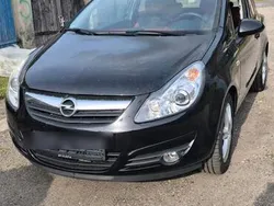 Schwarz Gebraucht 2009 Opel Corsa Kleinwagen | 2.500 € (Etwas zu teuer)