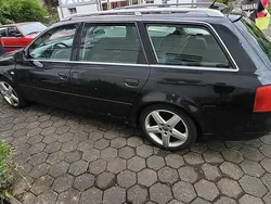 Schwarz Gebraucht 2003 Audi A6 Kombi | 3.400 €