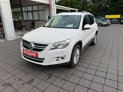 Weiß Gebraucht 2010 VW Tiguan Team SUV | 9.950 € (Fairer Preis)