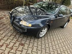 Andere farben Gebraucht 2001 Alfa Romeo 147 Kleinwagen | 950 € (Fairer Preis)