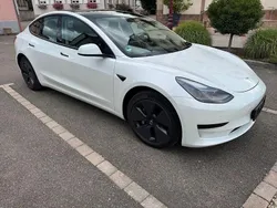 Weiß Gebraucht 2023 Tesla Model 3 Limousine | 25.700 € (Guter Preis)