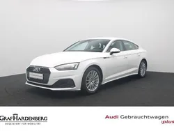 Weiß Gebraucht 2022 Audi A5 Sportback Basis Limousine | 30.880 € (Superpreis)