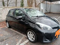 Schwarz Gebraucht 2014 Toyota Yaris Multidrive S Kleinwagen | 7.650 € (Etwas zu teuer)