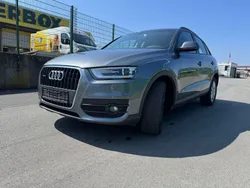 Grau Gebraucht 2013 Audi Q3 SUV | 14.300 € (Guter Preis)