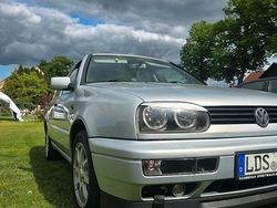 Silber Gebraucht 1998 VW Golf IV Kombi | 2.800 €