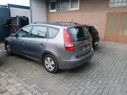 Grau Gebraucht 2011 Hyundai i30 Kombi | 2.100 € (Superpreis)