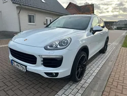 Weiß Gebraucht 2015 Porsche Cayenne SUV | 28.499 € (Guter Preis)