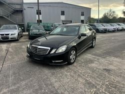 Schwarz Gebraucht 2013 Mercedes E300 Limousine | 10.999 € (Teuer)
