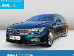 Blau Gebraucht 2024 VW Passat Elegance Kombi | 36.295 € (Fairer Preis)