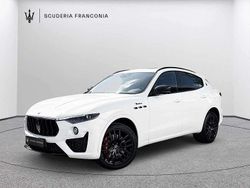 Weiß Gebraucht 2025 Maserati Levante SUV | 109.900 €
