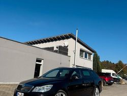 Schwarz Gebraucht 2010 Skoda Octavia RS Kombi | 4.799 € (Fairer Preis)