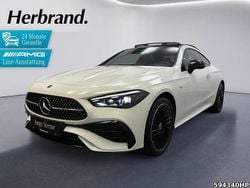 Weiß Gebraucht 2024 Mercedes CLE300 AMG | 53.790 € (Guter Preis)