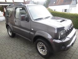 Grau Gebraucht 2015 Suzuki Jimny Club SUV | 14.390 € (Etwas zu teuer)
