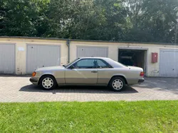 Silber Gebraucht 1989 Mercedes E300 Coupé | 7.000 €